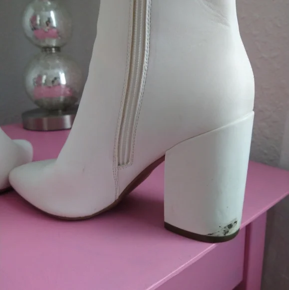 White ankle booties - Picture 5 of 7
